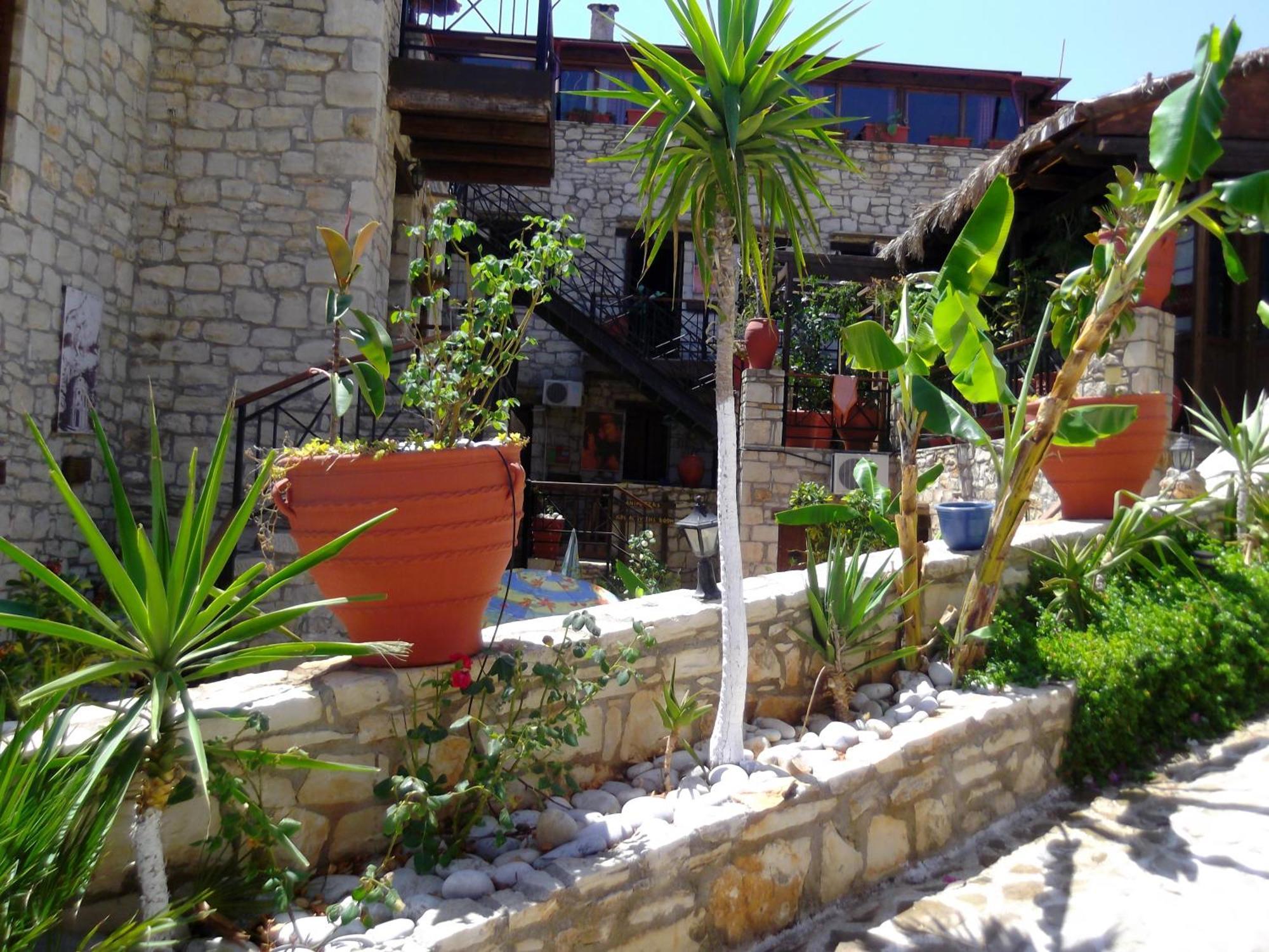 Stone Village Hotel Apartments Bali  Kültér fotó