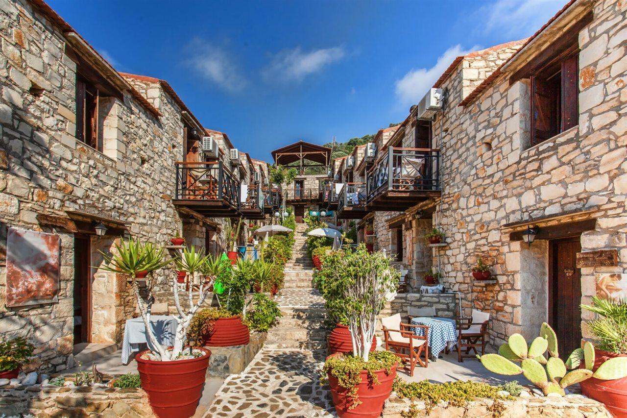 Stone Village Hotel Apartments Bali  Kültér fotó